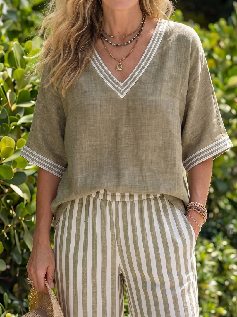Wren | Ensemble de tunique à col en V contrasté et pantalon rayé
