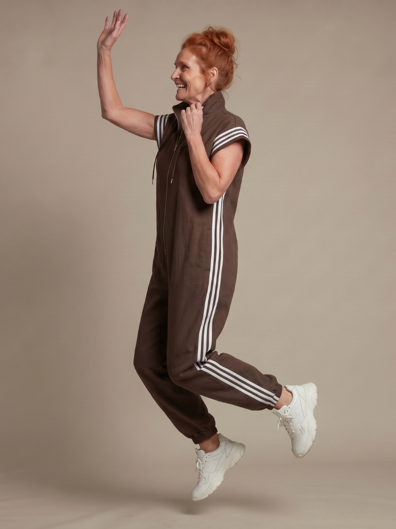 Lark | Combinaison à zip avant avec panneaux rayés