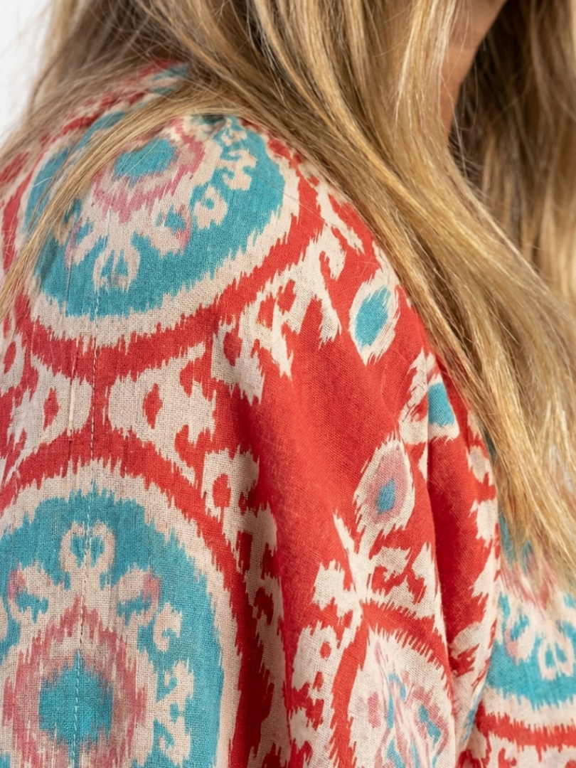 Zaria | Robe midi à manches courtes en V imprimé paisley