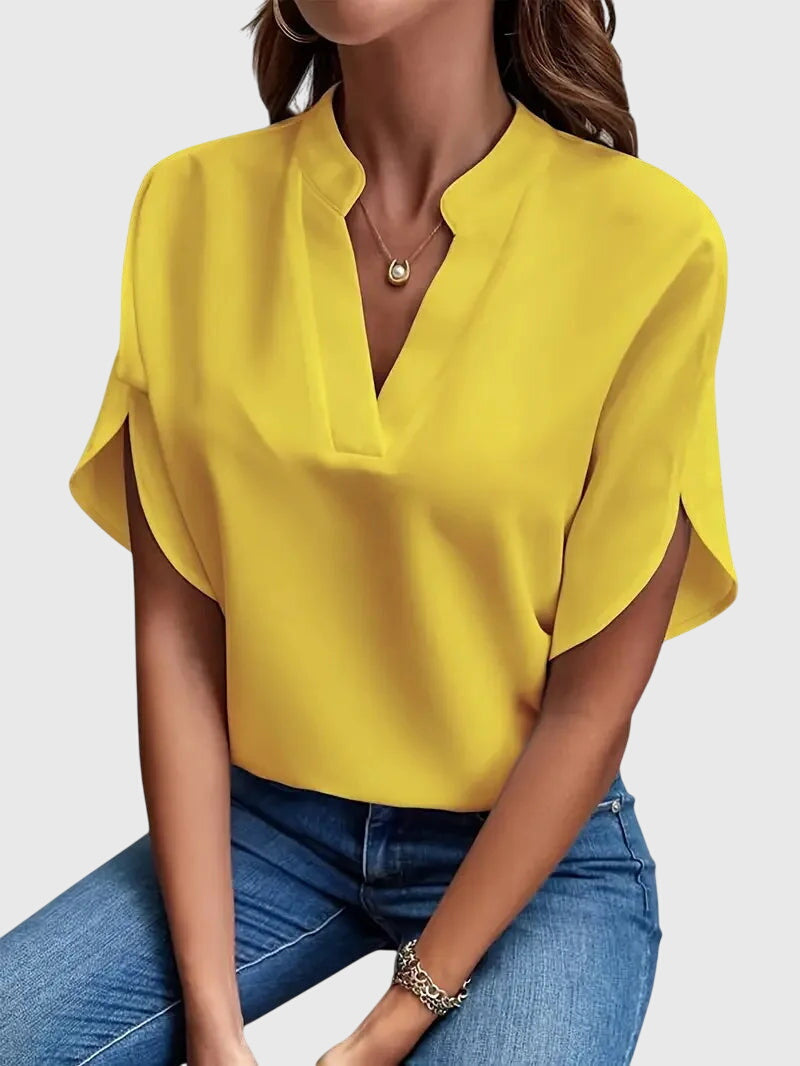 Jamie | Chemise V-Neck Douce et Élégante