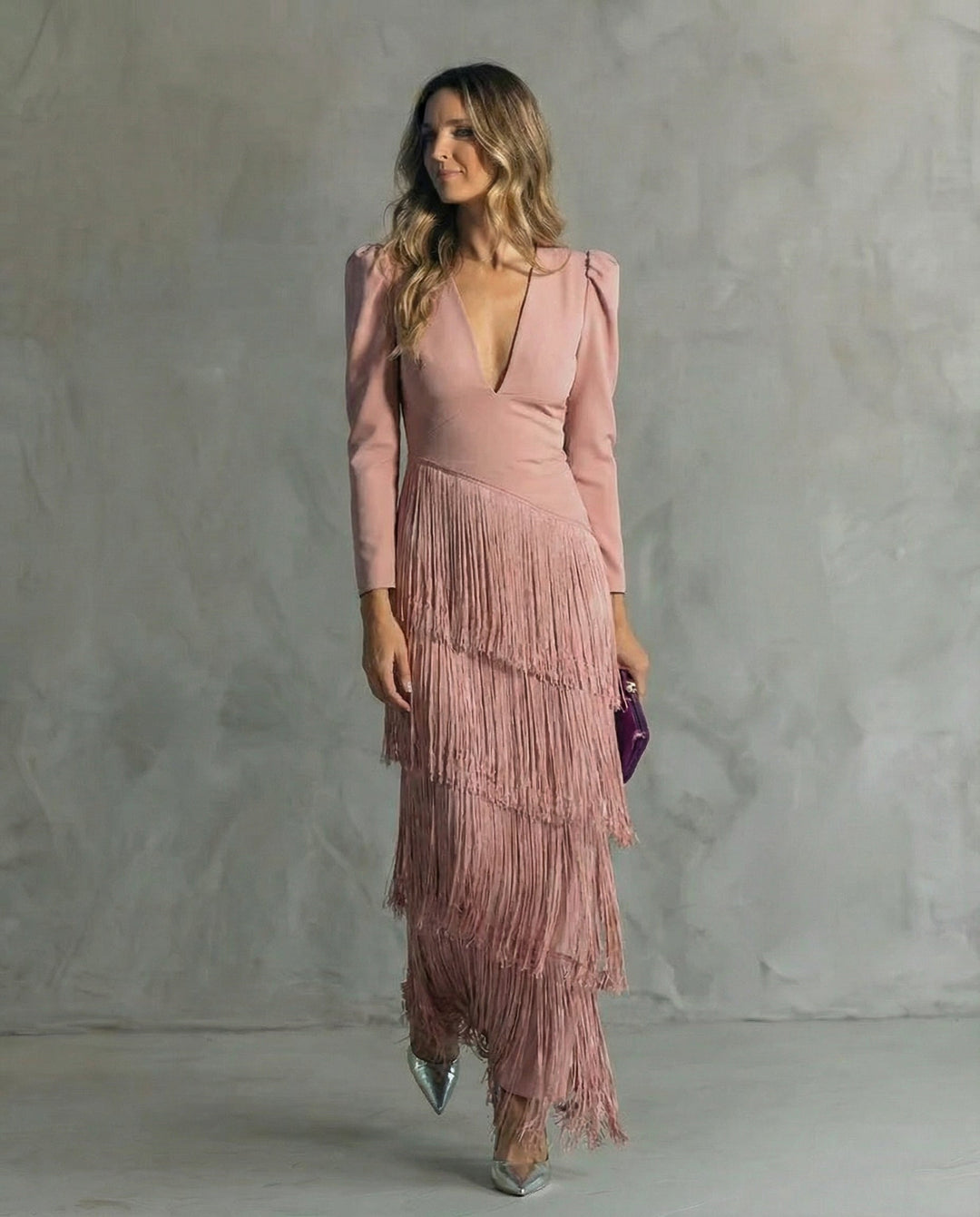 Chiara | Robe élégante à manches frangées