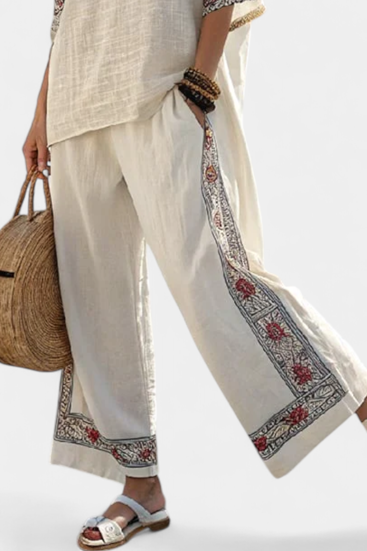 Tameric | Blouse brute brodée sophistiquée et pantalons larges