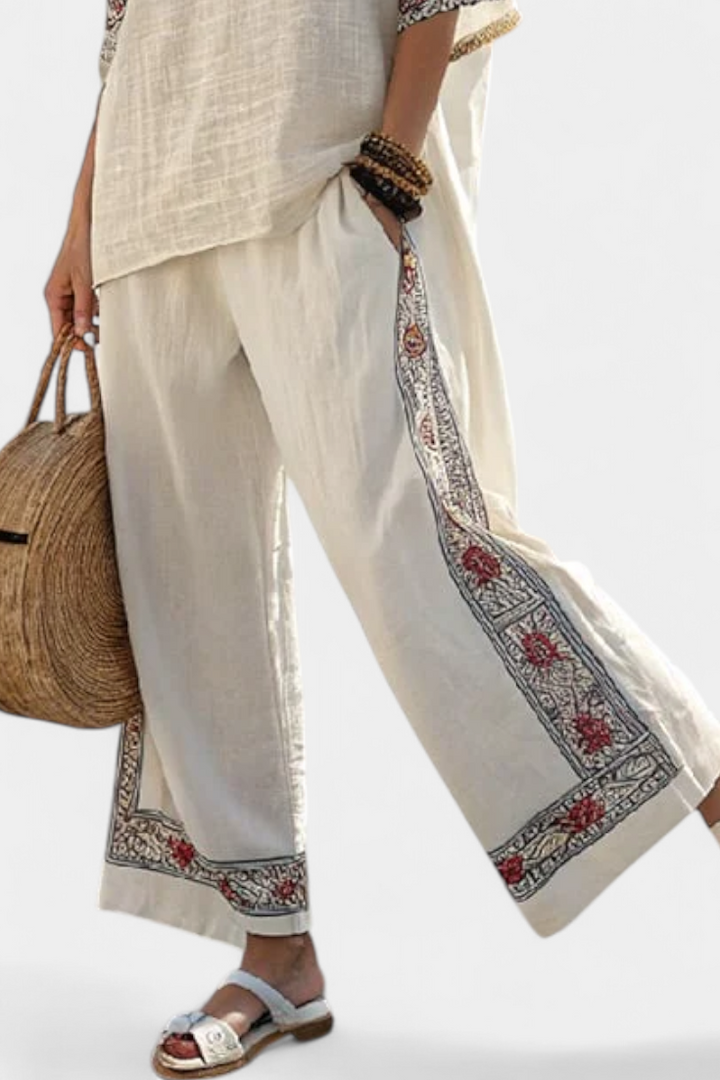 Tameric | Blouse brute brodée sophistiquée et pantalons larges